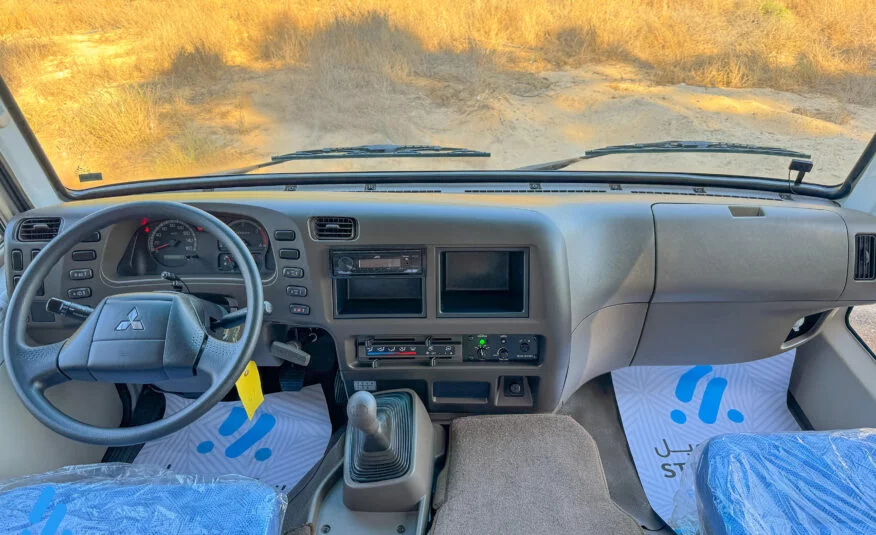 Mitsubishi Rosa 26 seater