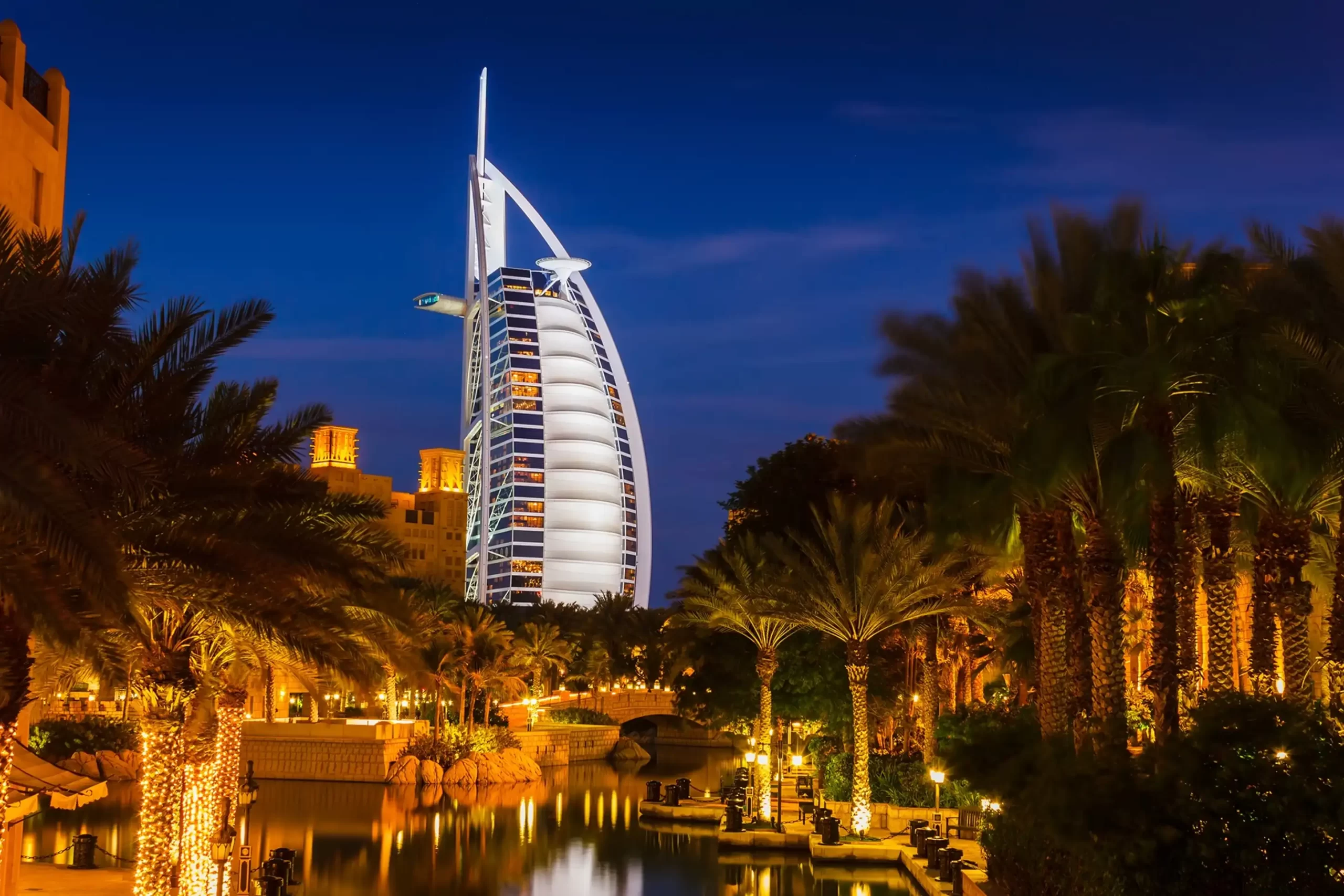 Visit Burj Al Arab in Dubai