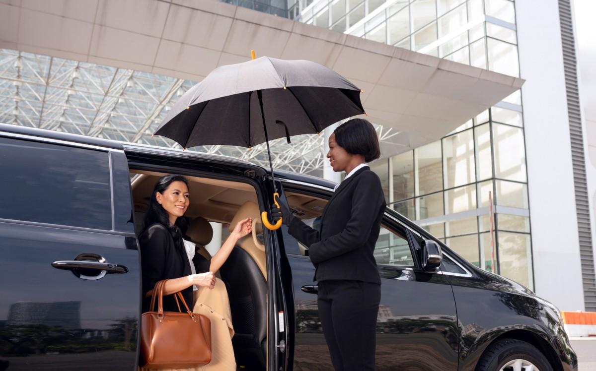 airport transfer in dubai